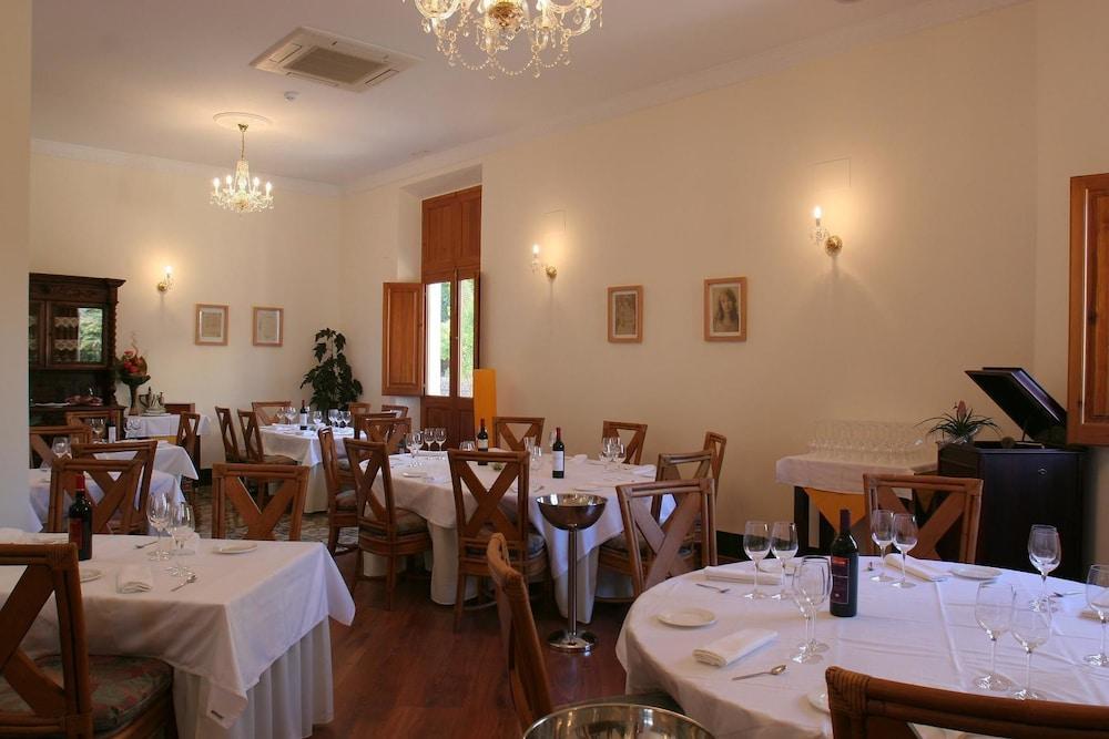Hotel Restaurante Casa Julia 파센트 외부 사진