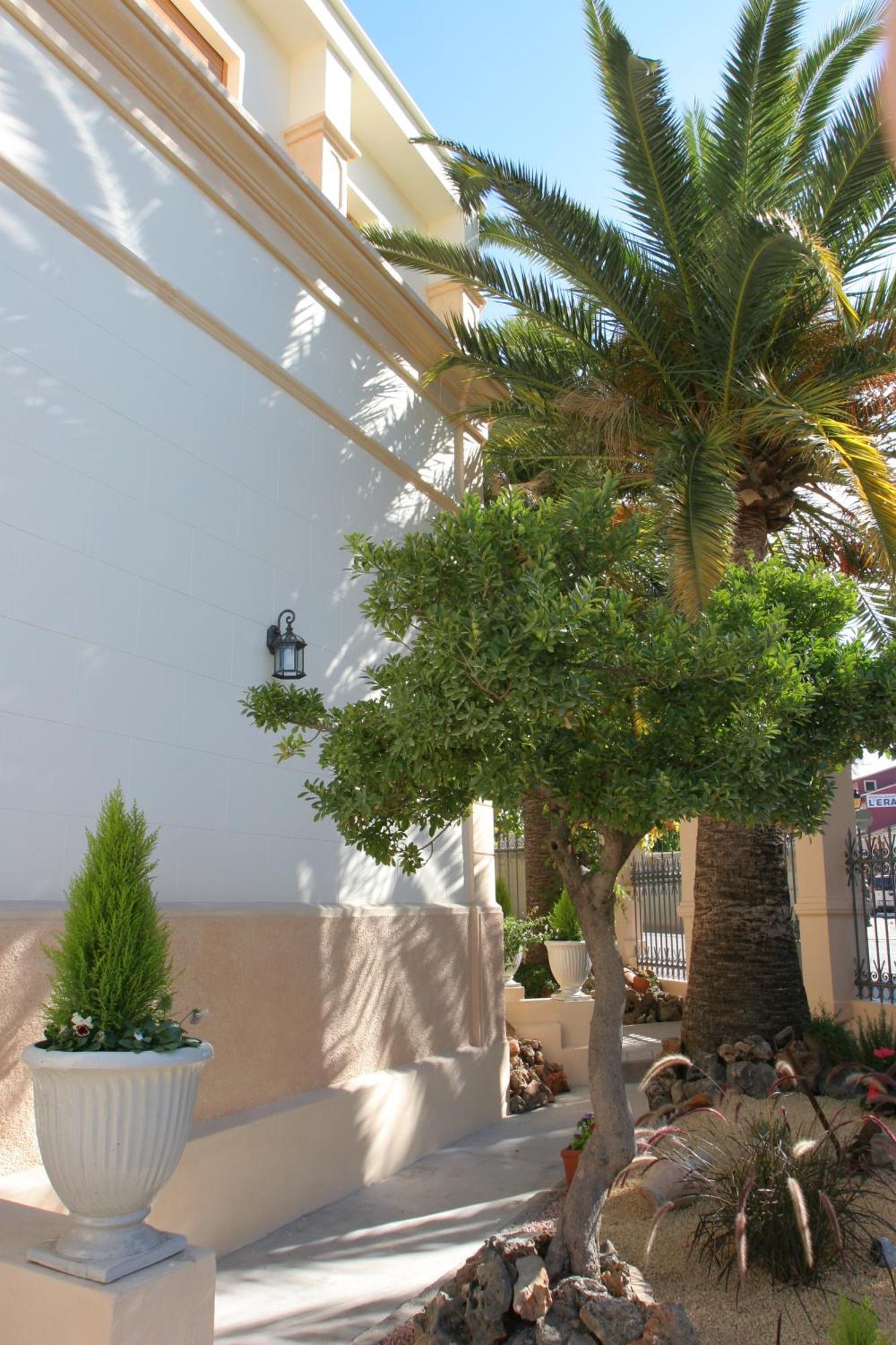 Hotel Restaurante Casa Julia 파센트 외부 사진